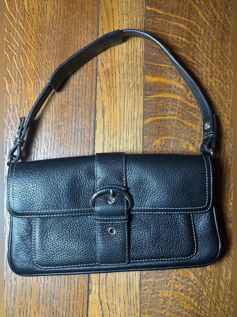 Ann Taylor Loft Y2K Clutch-Small
Shoulder Bag - Very Clean